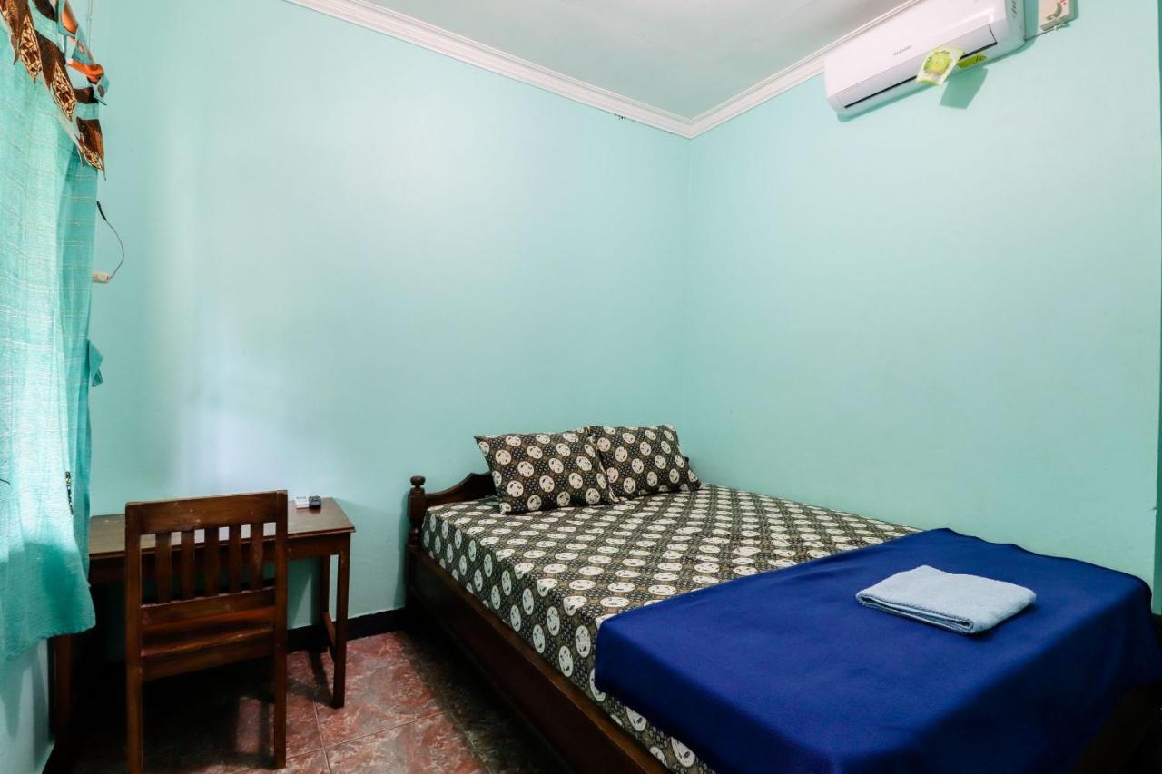 Rock Garden Homestay & Resto Tepus Ngoại thất bức ảnh