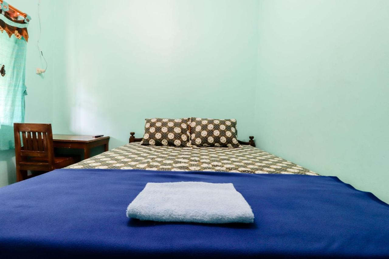Rock Garden Homestay & Resto Tepus Ngoại thất bức ảnh